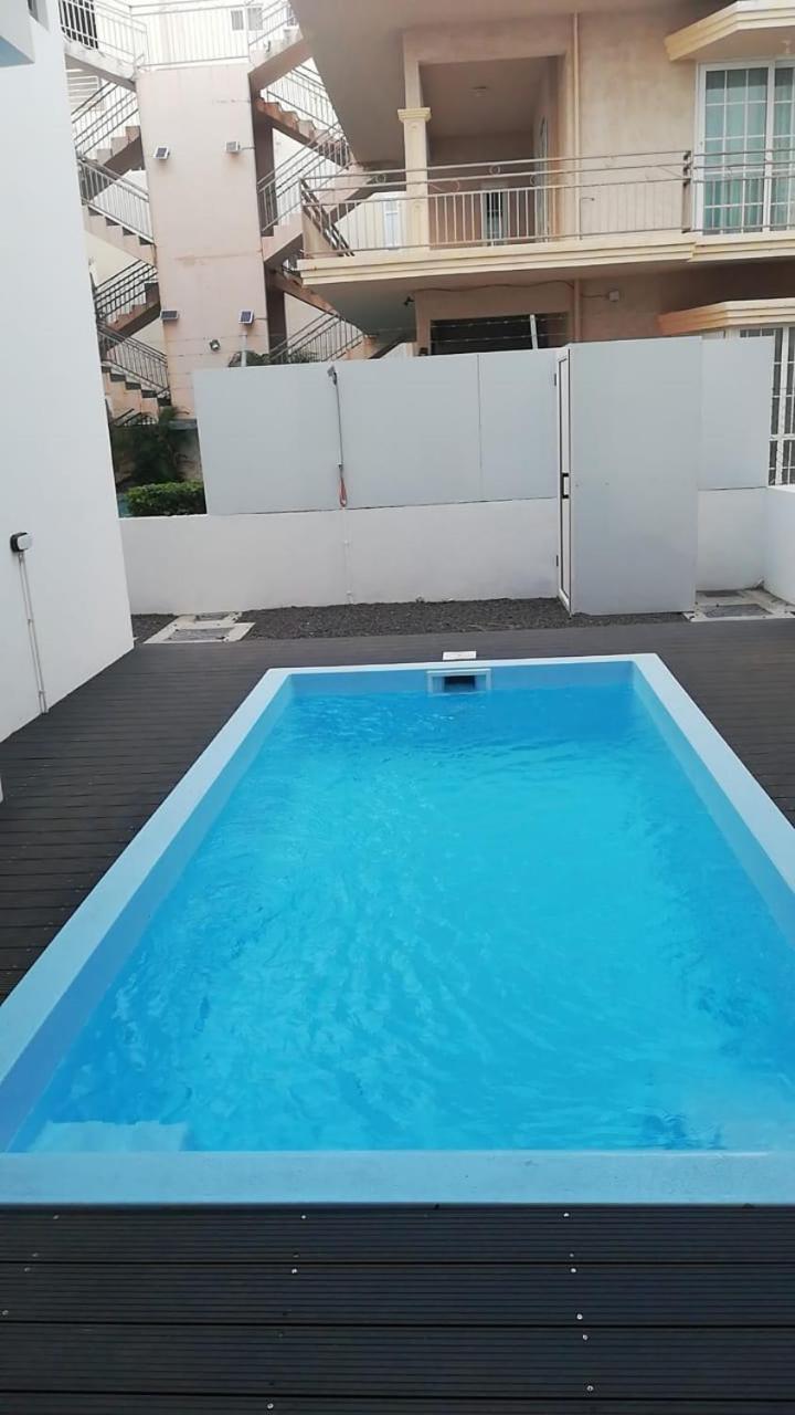 Nayuha Apt B Flic en Flac Ngoại thất bức ảnh